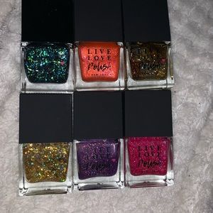 Nail polish set
